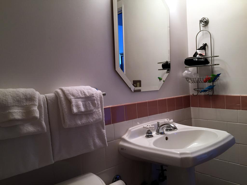 King Suite,143650055:JPEG